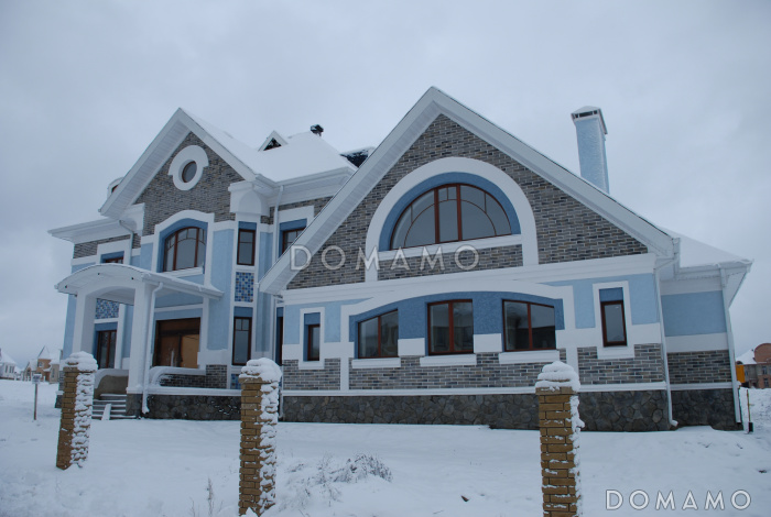 Проект солидного коттеджа с гаражом, сауной и тренажёрным залом