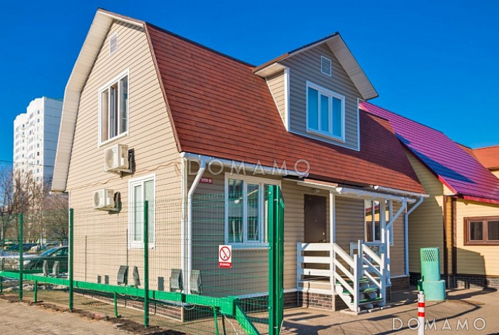 Проект дома из клееного бруса с облицовкой деревянной вагонкой