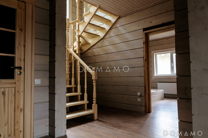 Проект деревянного дома из клееного бруса  для постоянного проживания семьи из 3-4 человек