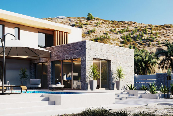 Проект двухэтажного дома с эксплуатируемой кровлей, гаражом, большой прихожей, светлой гостиной, кабинетом