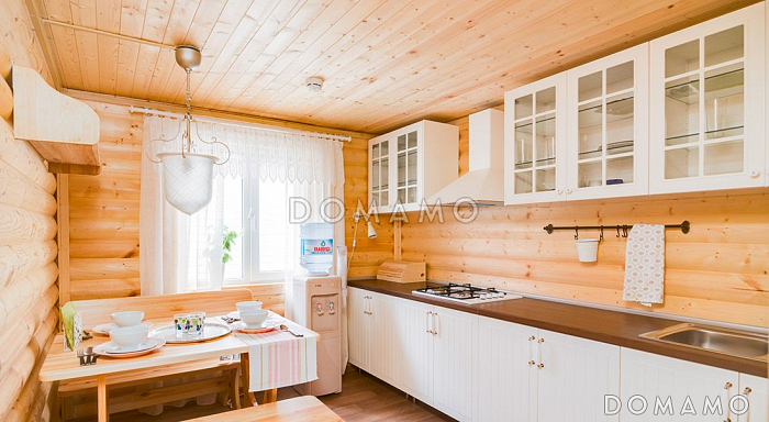 Проект яркого каркасного дома