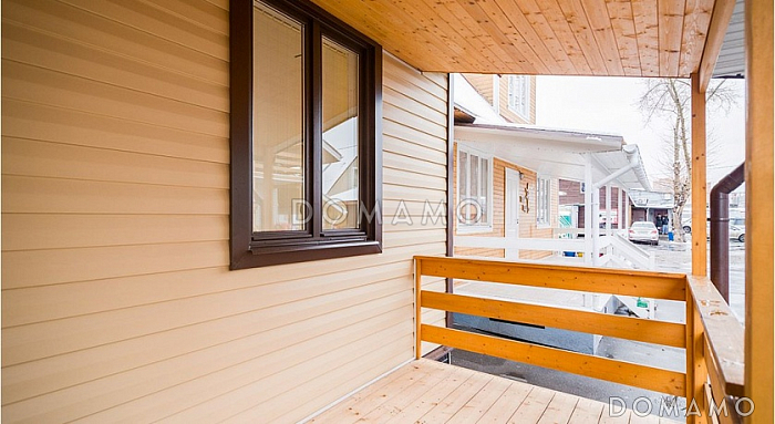 Проект дома из клееного бруса с небольшой кладовой